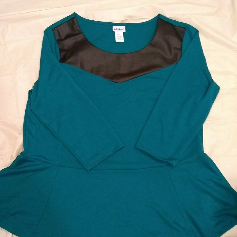 Flared turquoise 3/4 length sleeve blouse